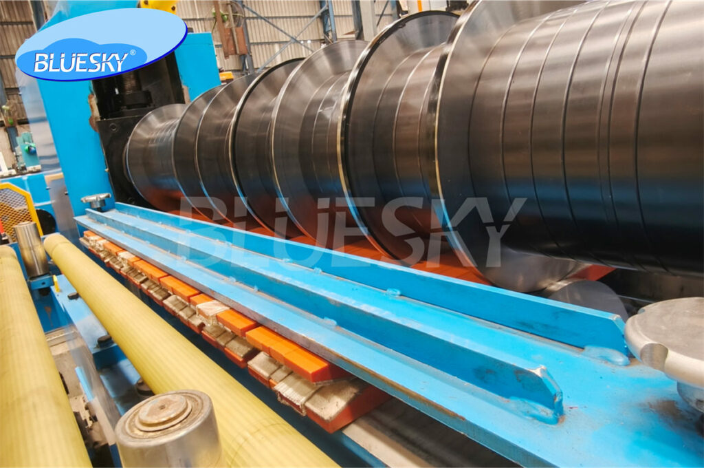Automatic steel coil slitting line equipment manufactured by Guangzhou Blue Sky Machine Co., Ltd
