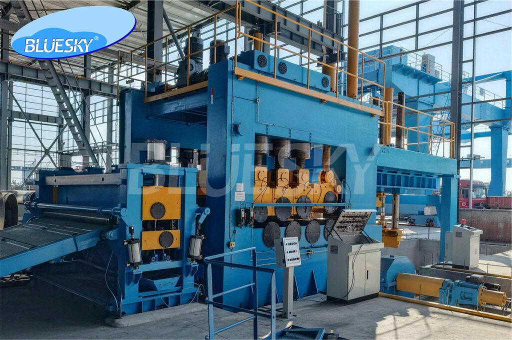 Automatic metal cut to length line machine in the manufacturing factory