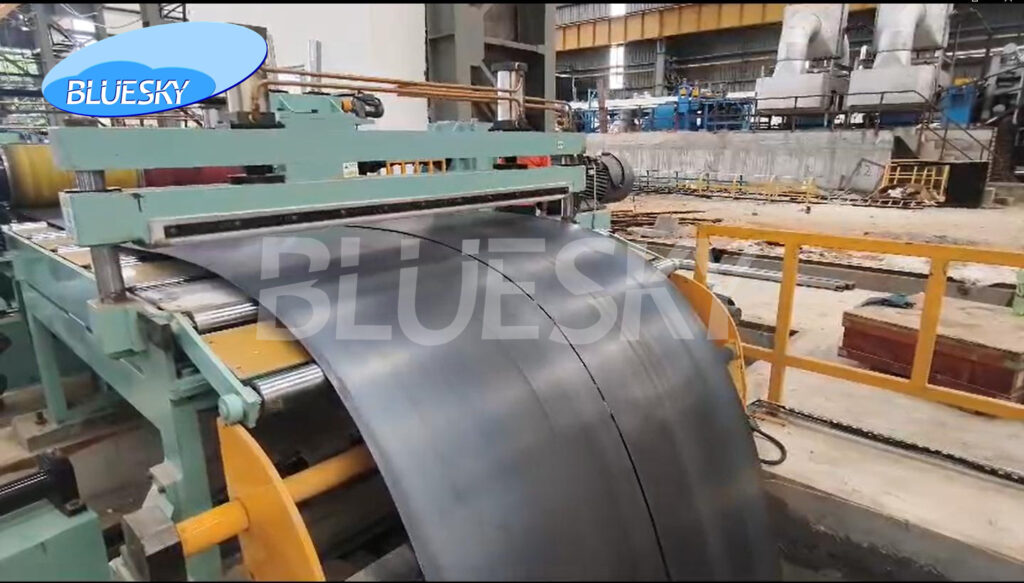 BSSL-(1.5-6.0)×1550mm×35T slitting line machine operating at a customer's factory.
